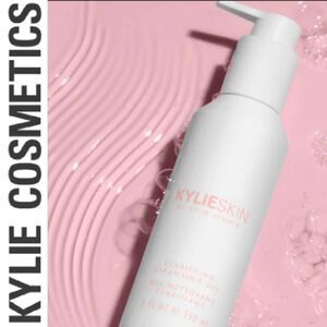 Kylie Skin Clarifying Cleansing Gel